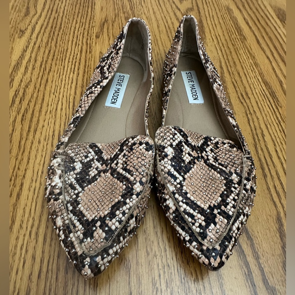 Steve Madden Women's Snakeskin Pattern Flats - Tan and Black
